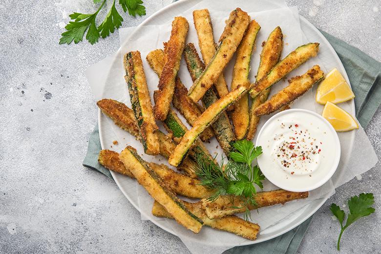 Zucchini-Pommes aus der Heißluftfritteuse