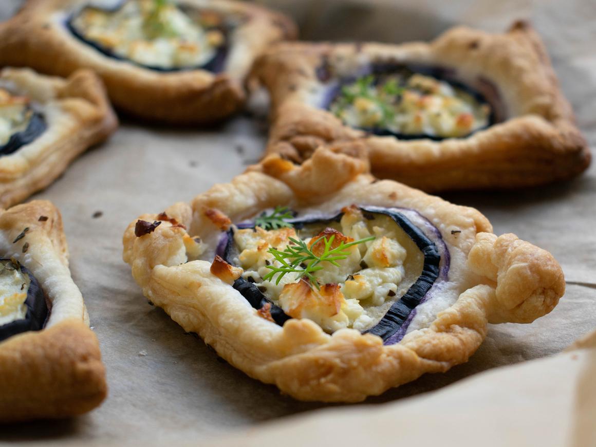 Blätterteighäppchen mit Auberginen