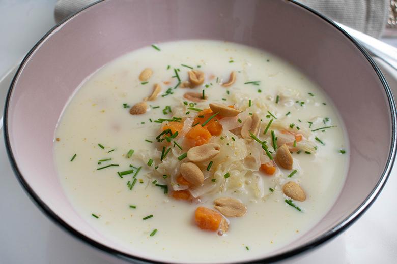 Sauerkrauteintopf mit Süßkartoffel