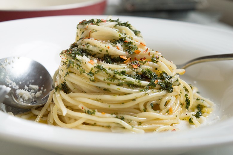 Knoblauchspaghetti