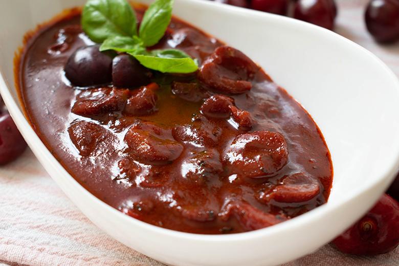 Grillsauce mit Kirschen und Chili