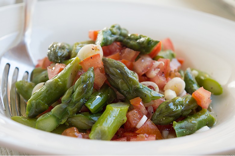 Spargel-Tomaten Salat
