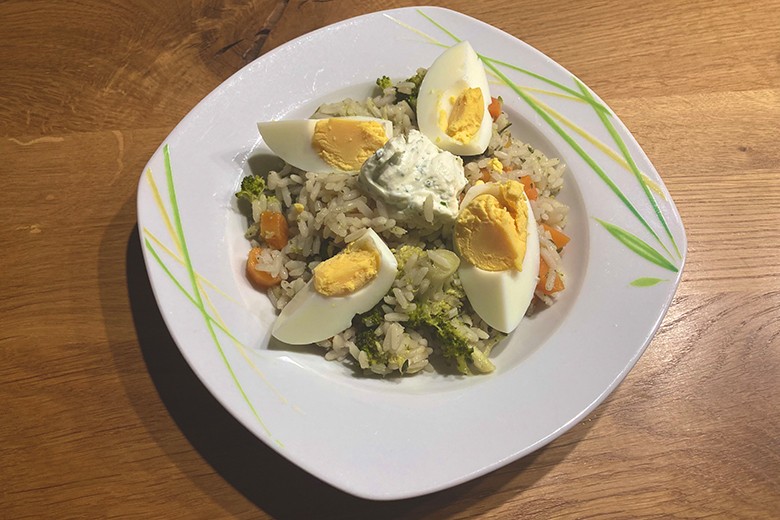 Gemüsereis mit Eiern - Rezept | GuteKueche.de