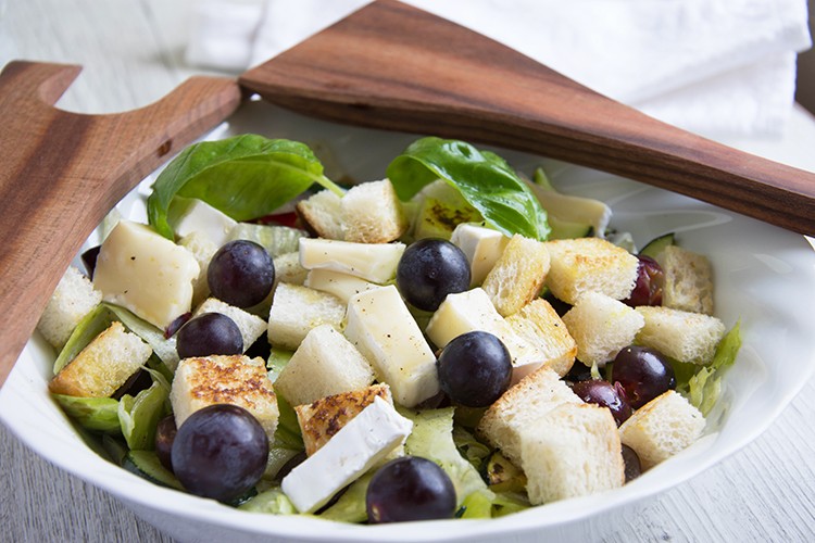Käse-Trauben-Salat italienische Art