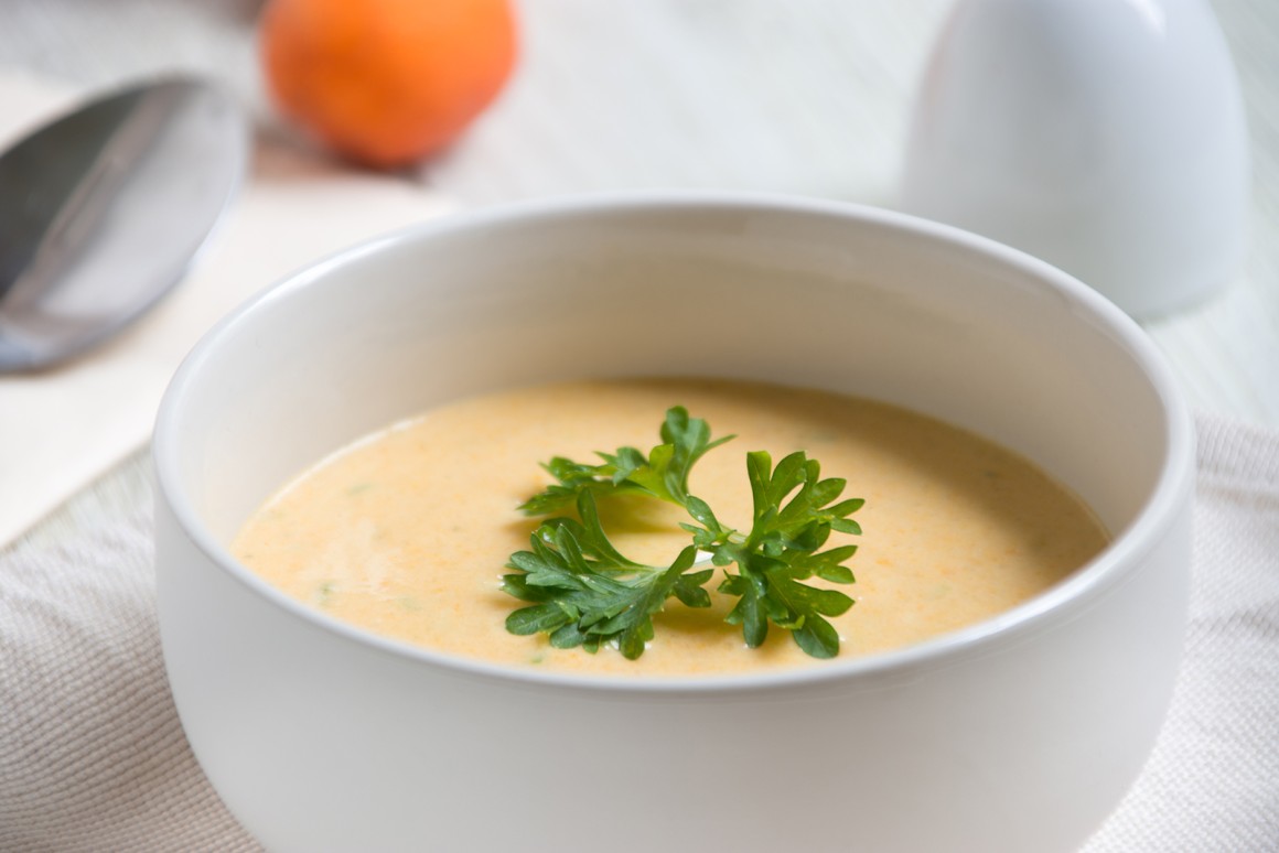 Möhren-Suppe mit Orange