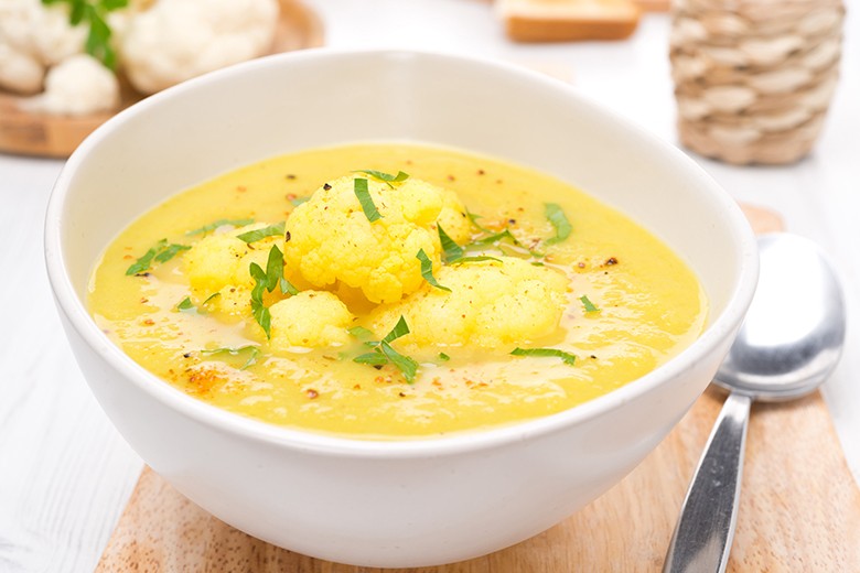 Blumenkohlsuppe mit Curry