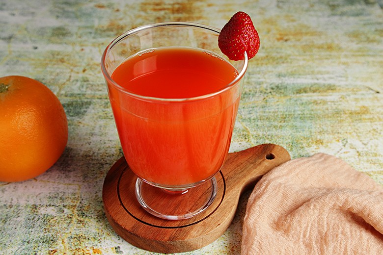 Erdbeer-Orangen-Drink