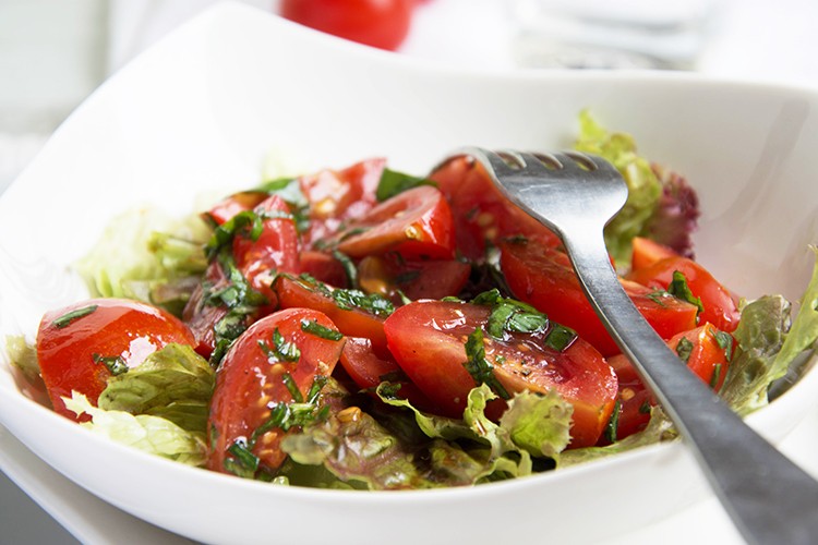 Tomatensalat mit Vinaigrette