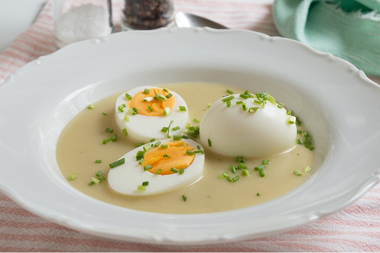 Saure Eier mit Senfsosse - Rezept | GuteKueche.de