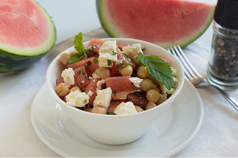 Wassermelonen-Kichererbsen-Salat mit Feta