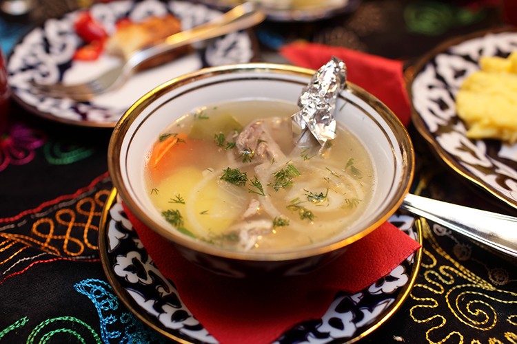 Usbekische Shorba - Suppe