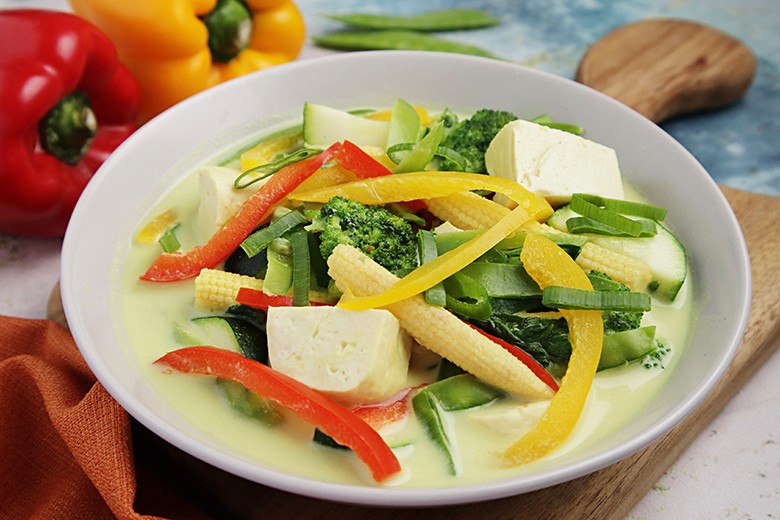 Gemüse-Curry mit Tofu - Rezept | GuteKueche.de