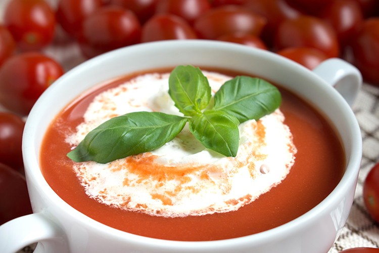 Fruchtige Tomatensuppe